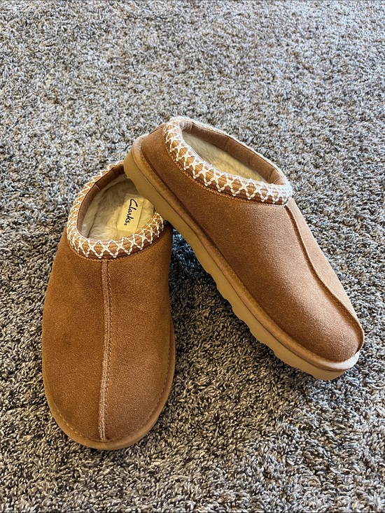 Clarks Shoes - Clarks Chestnut Suede Slip-On Mules